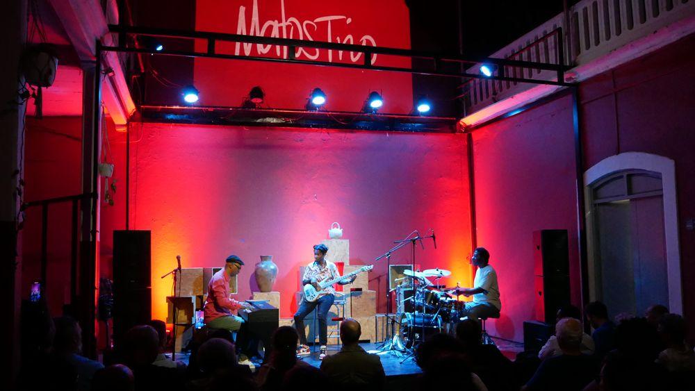 Matos Trio estreia-se com fusão de sonoridades cabo-verdianas e jazz no “inSulada Sessions”